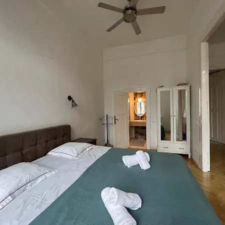 Homes Apartment Budapest