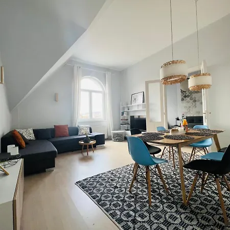 Homes Budapest