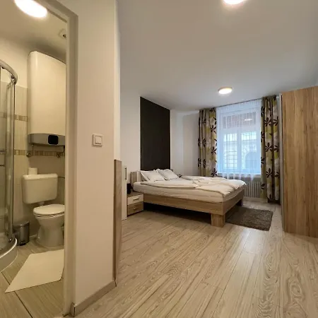 Homes * Budapest